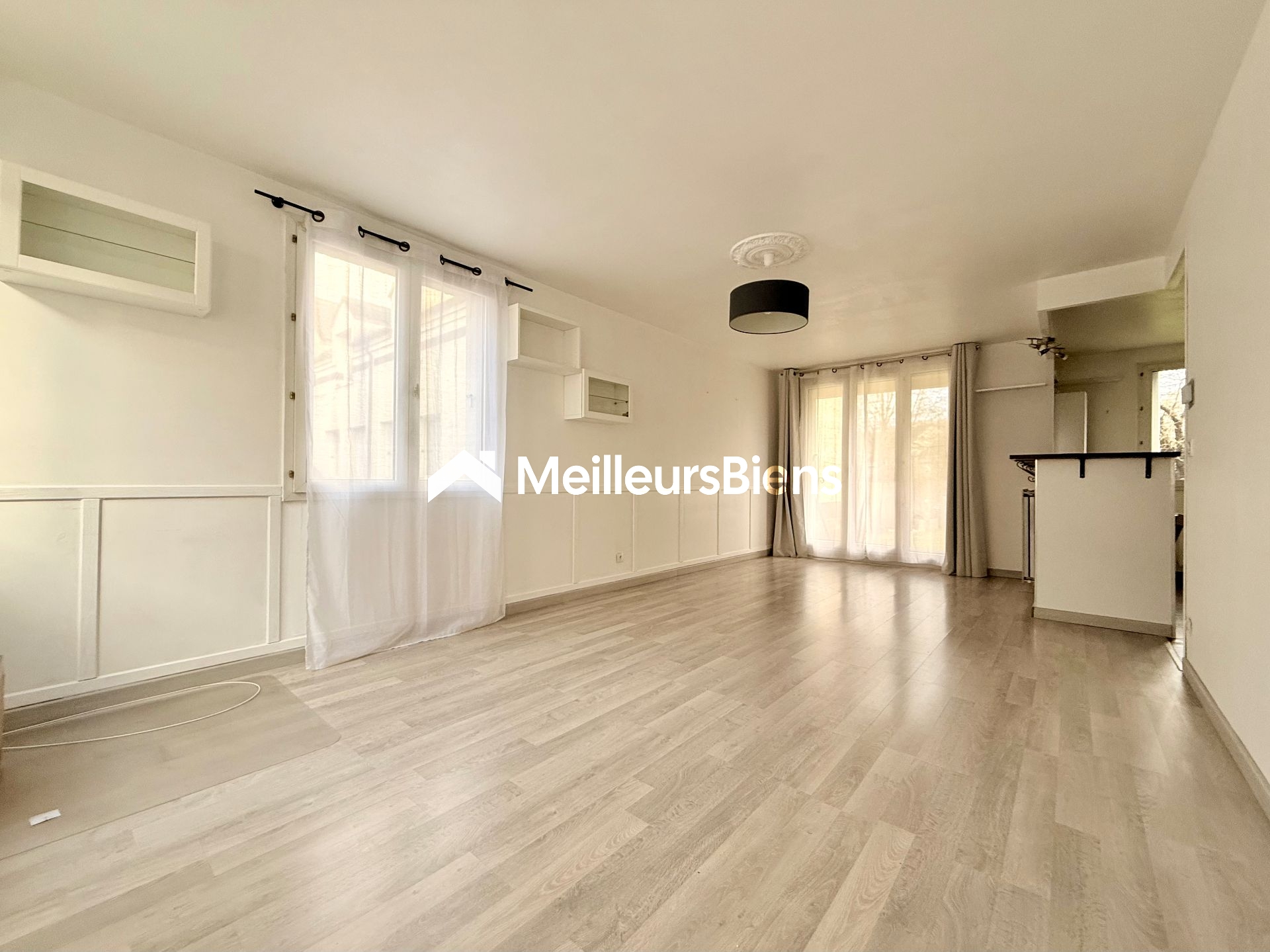 Maison 5 pièces, 4 chambres avec garage
