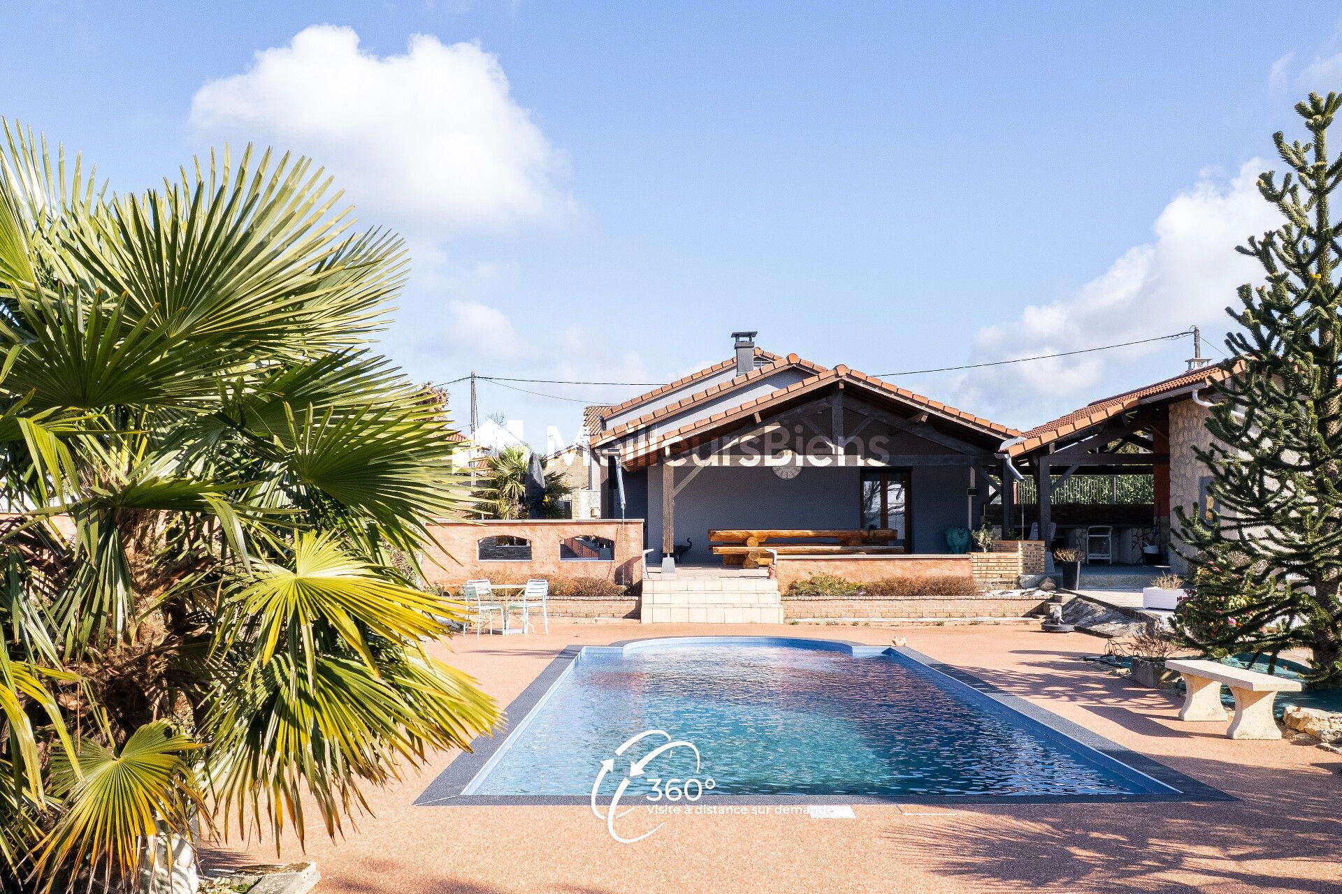 Maison de 162m² sur terrain de 4000m² et grand garage indépendant