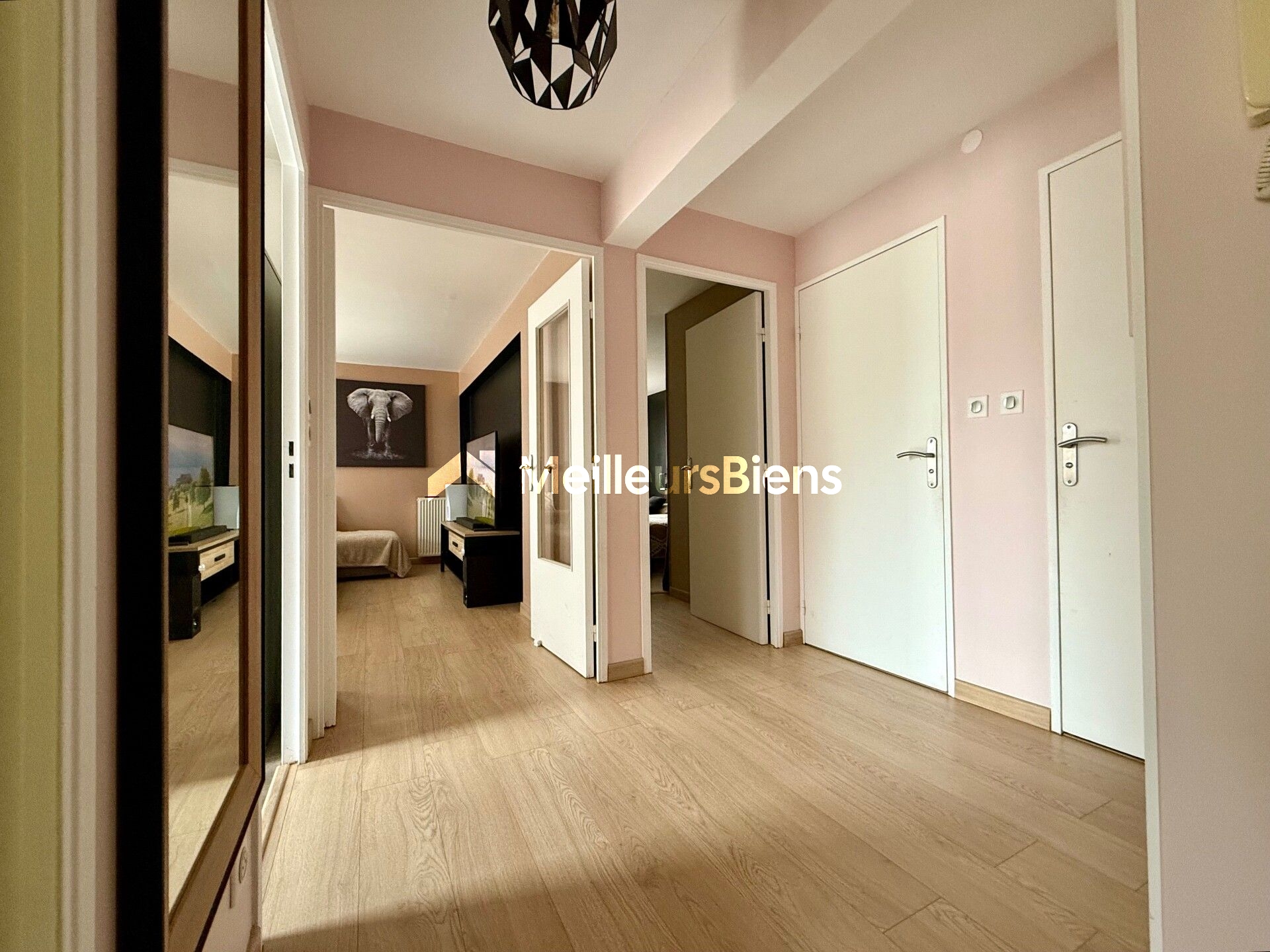 Appartement de 3 pièces au 3ᵉ et dernier étage