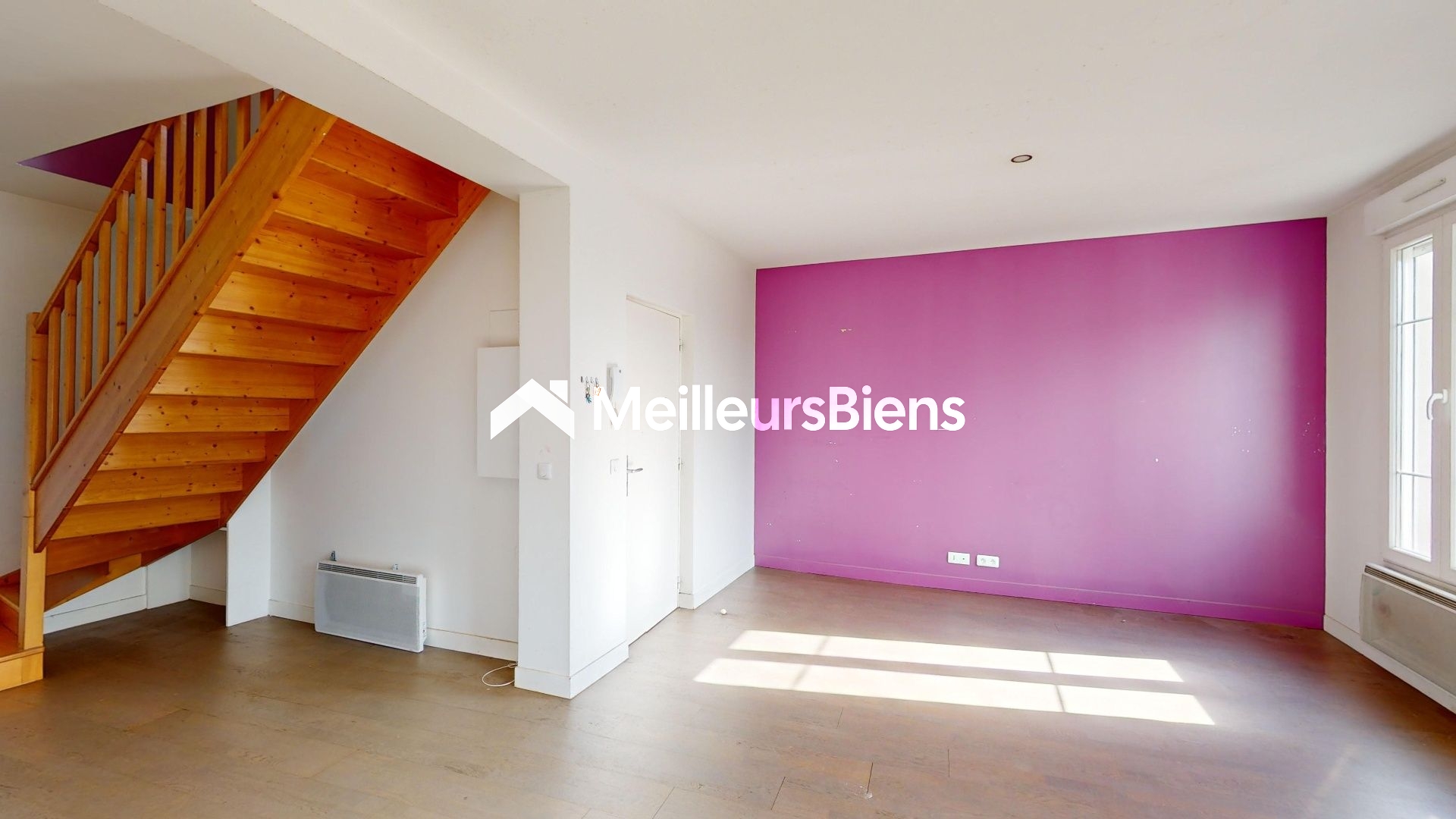 Joli duplex en dernier étage, bien isolé (DPE C), à 100 du M° La Courneuve (ligne 7)