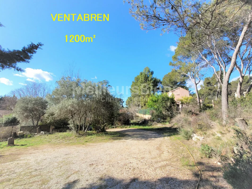 VENTABREN Terrain 1200m2 quartier recherché, libre constructeur