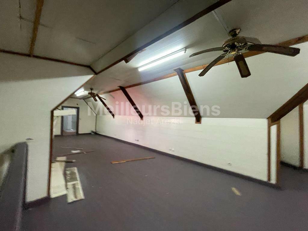 Grand espace de travail de 94m2