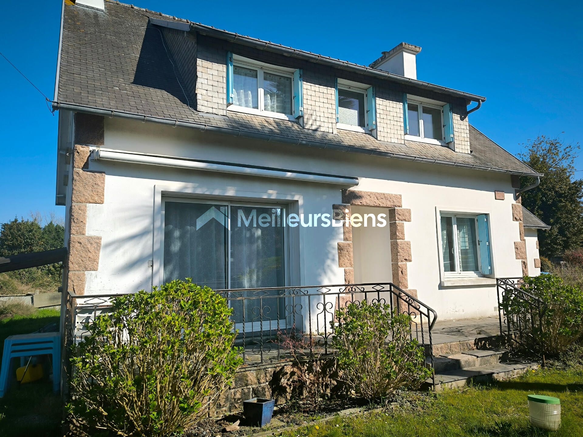 Belle maison lumineuse - centre bourg