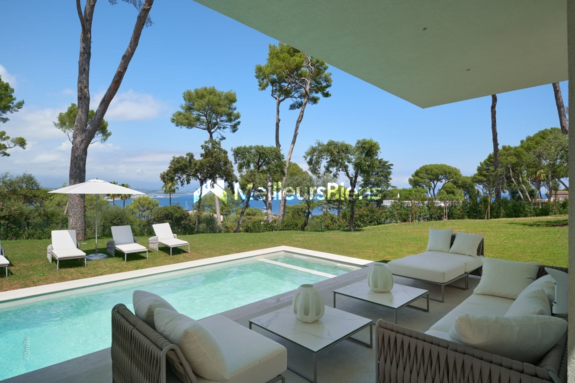 Cap d'Antibes, magnifique maison contemporaine, vue mer