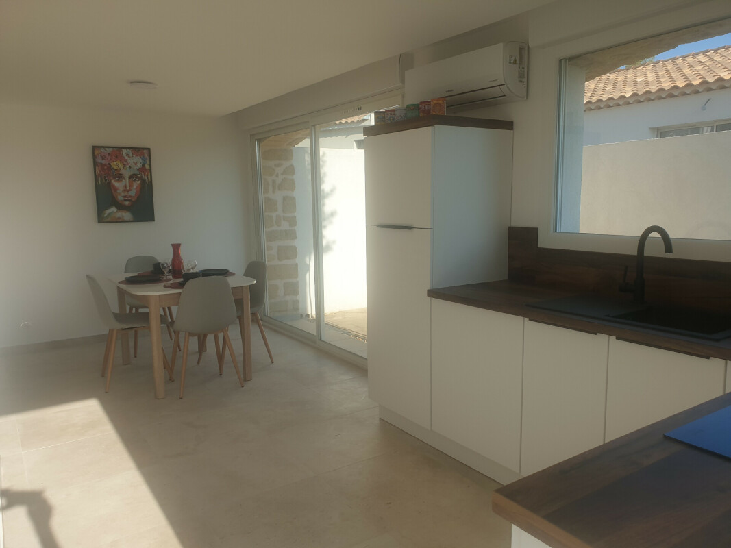 SUPERBE T3 JARDIN ET TERRASSE RENOVE A NEUF