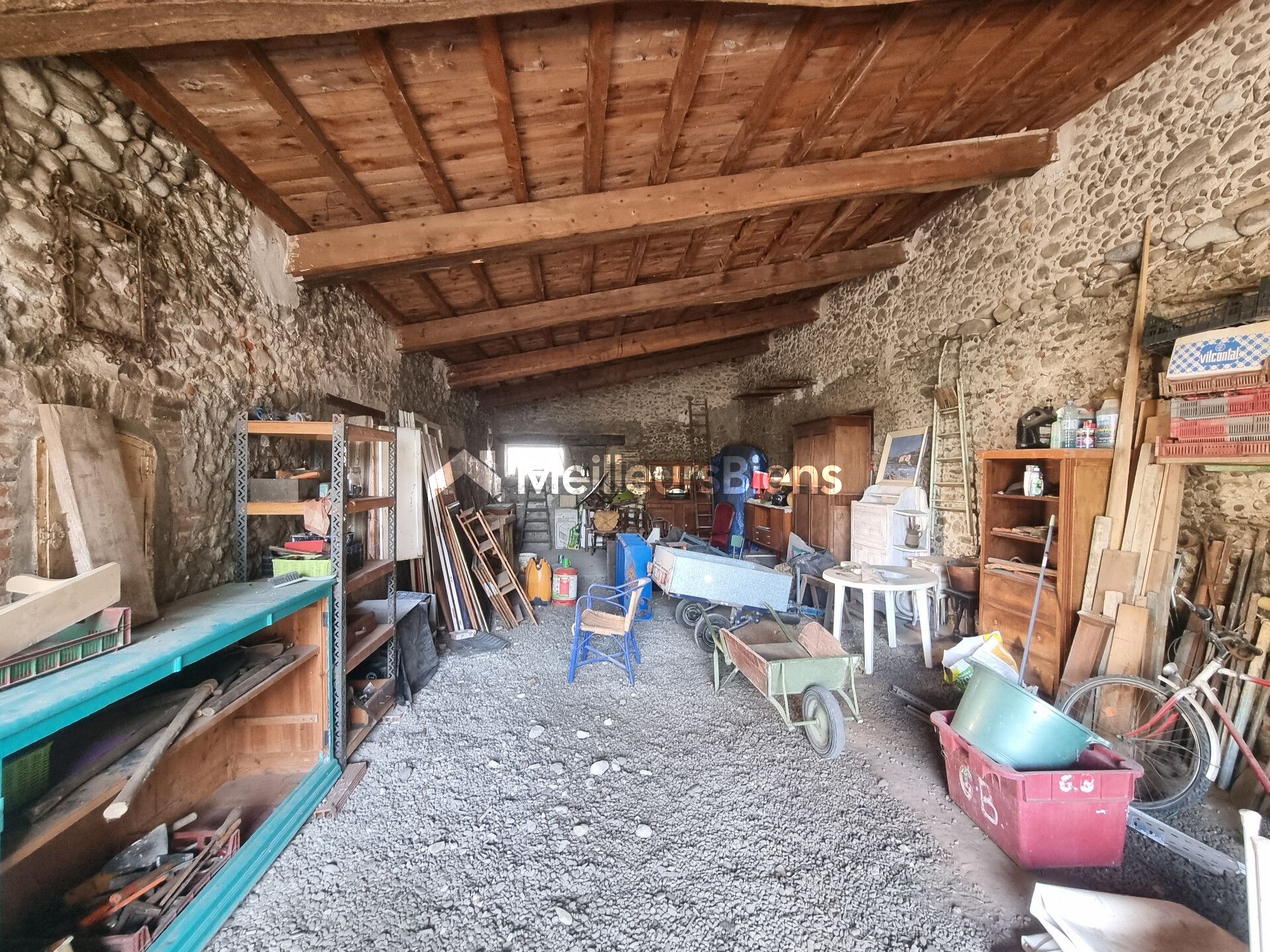 GRANGE AVEC JARDIN