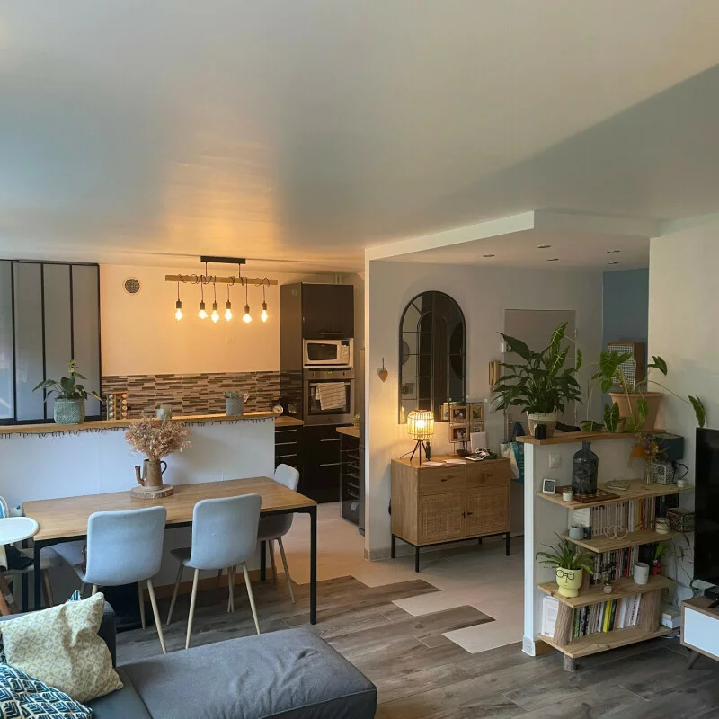 Appartement rénové de 61 m²