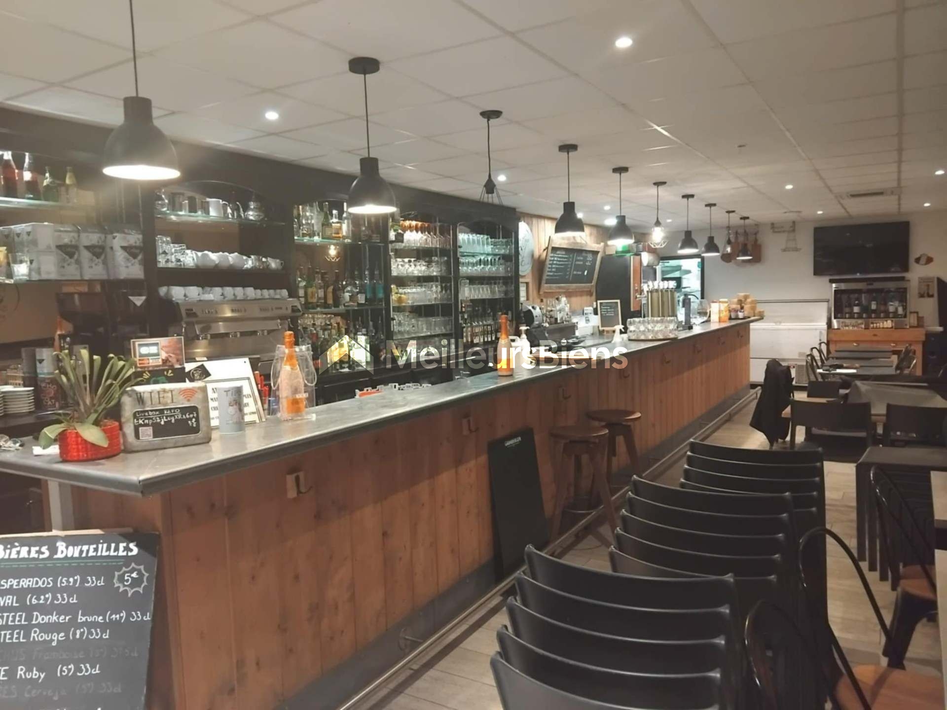 Fonds de commerce bar-restaurant à vendre sur Duras 47120