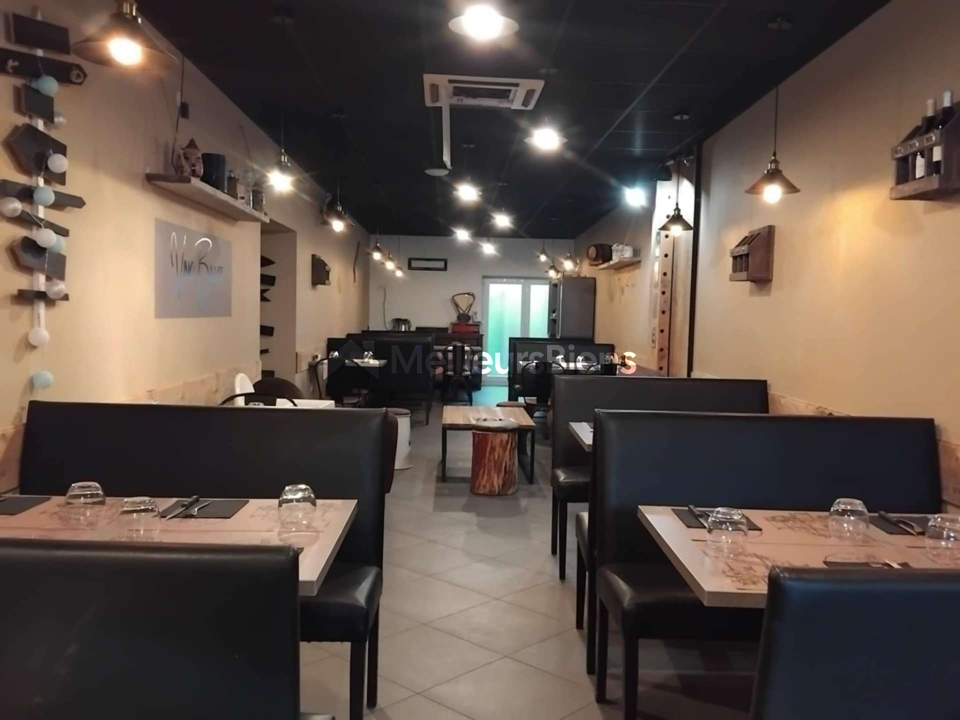 Fonds de commerce bar-restaurant à vendre sur Duras 47120