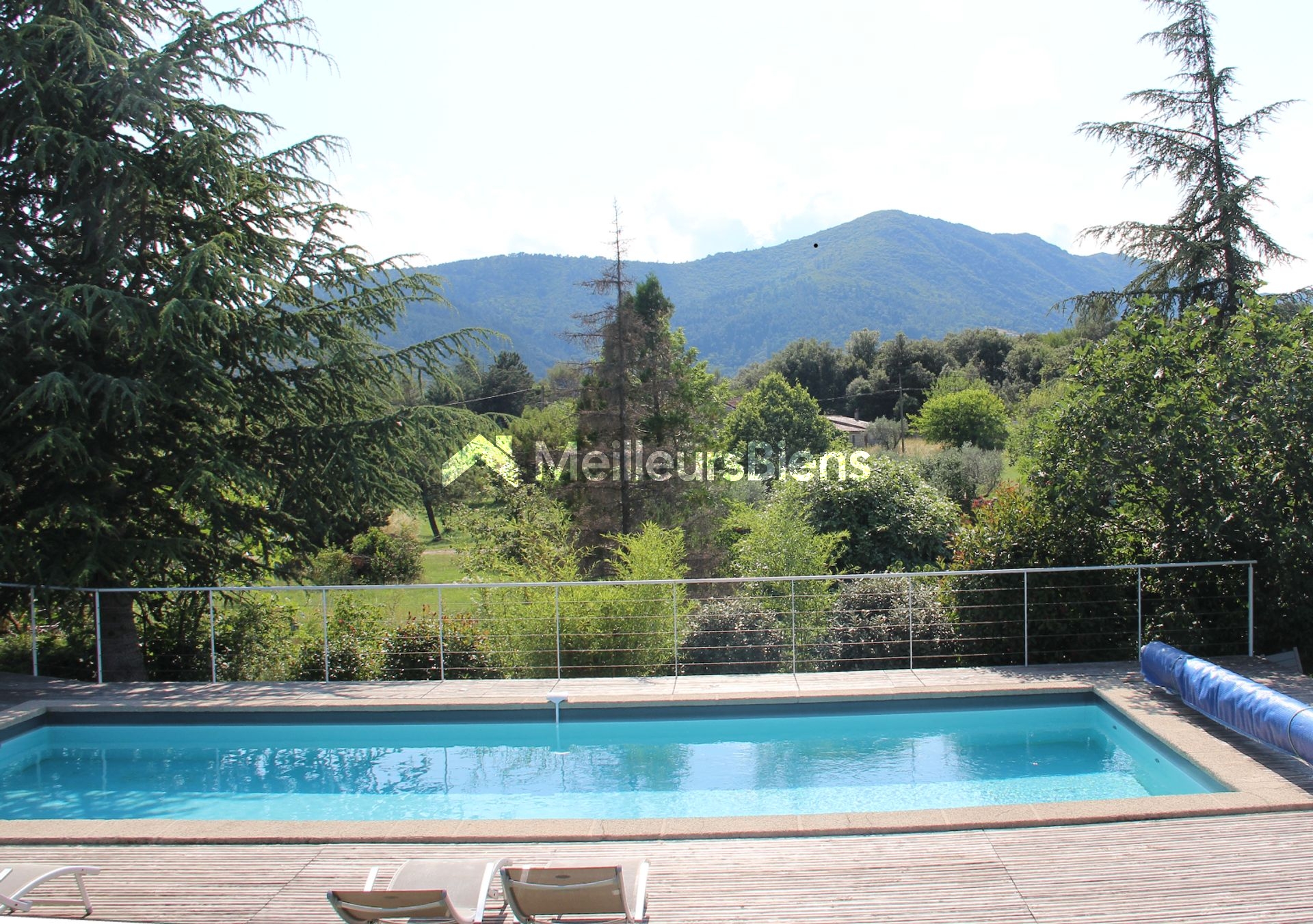 Les Vans : Villa avec Piscine et Vue