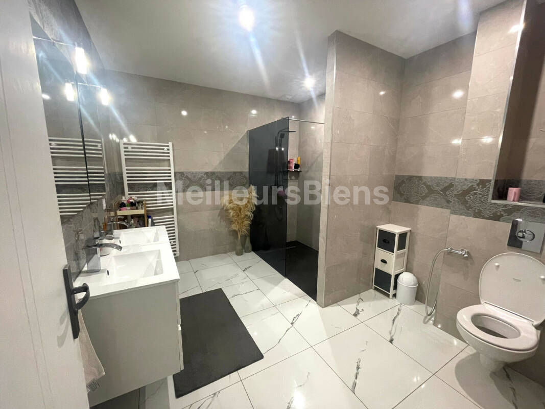 Maison contemporaine plain-pied de 130 m²