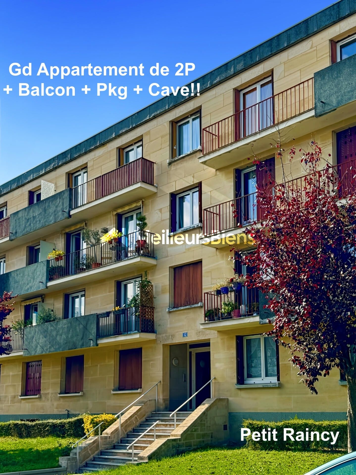 Grand Appartement de 2 pièces au dernier étage + Balcon + Pkg+ Cave!