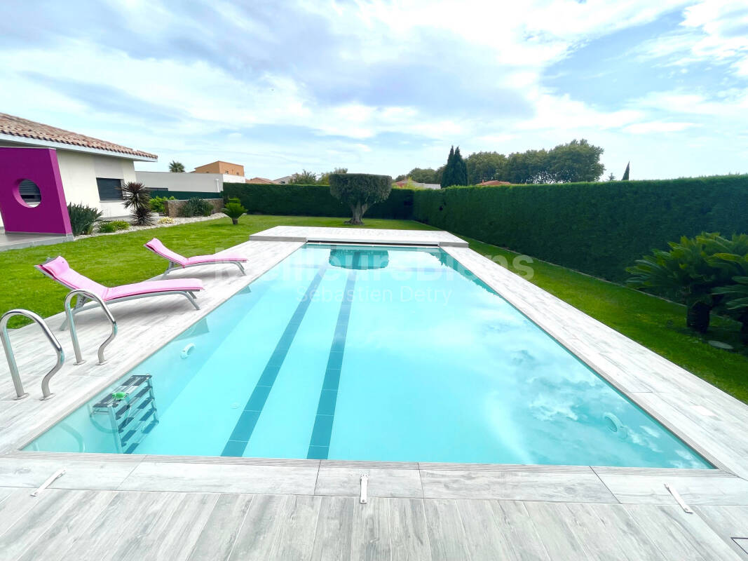 Superbe villa T4 piscine SPA grande parcelle