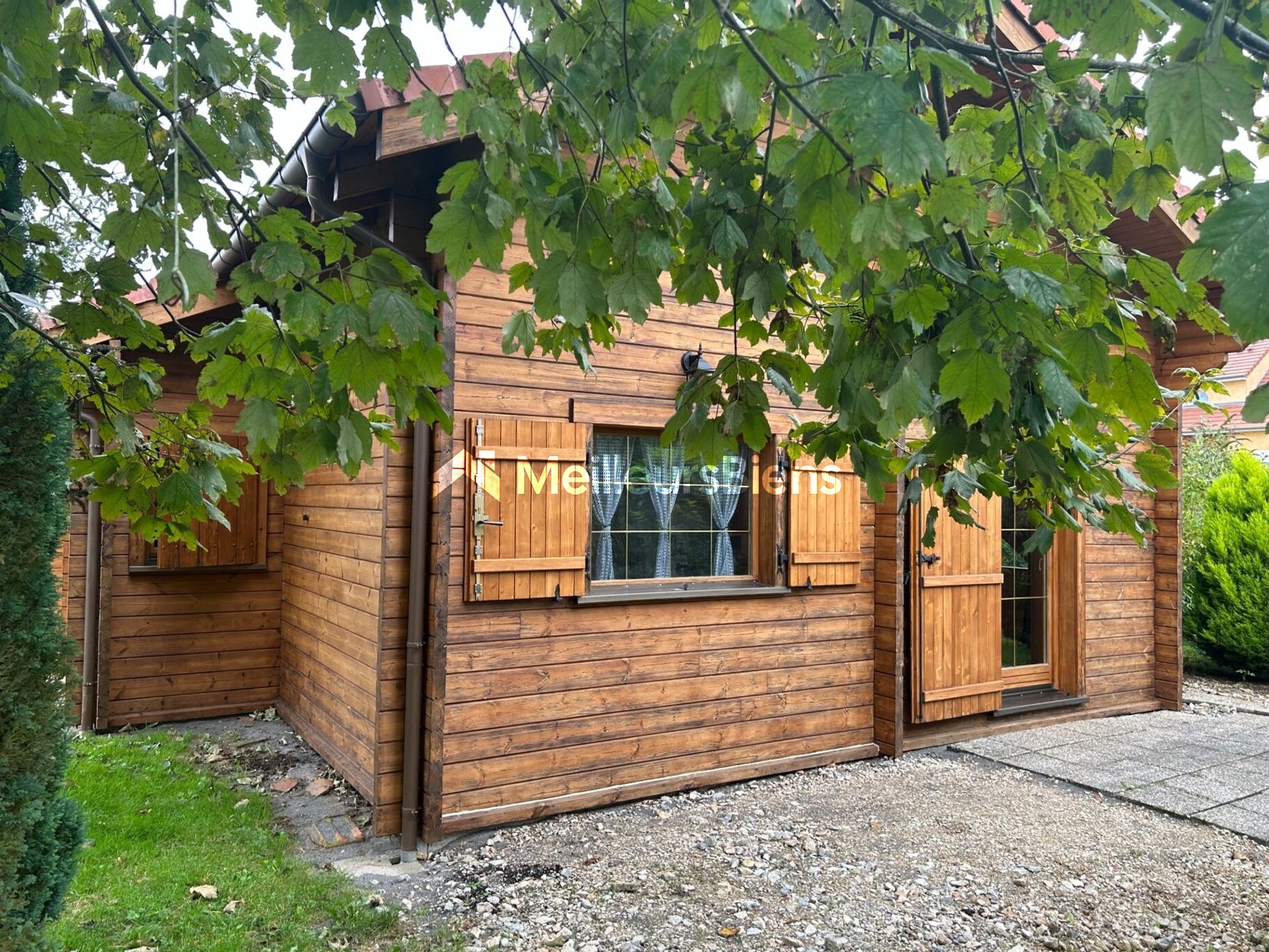 Vosges, Ainvelle , chalet meublé T3 sur terrain de 1674M2