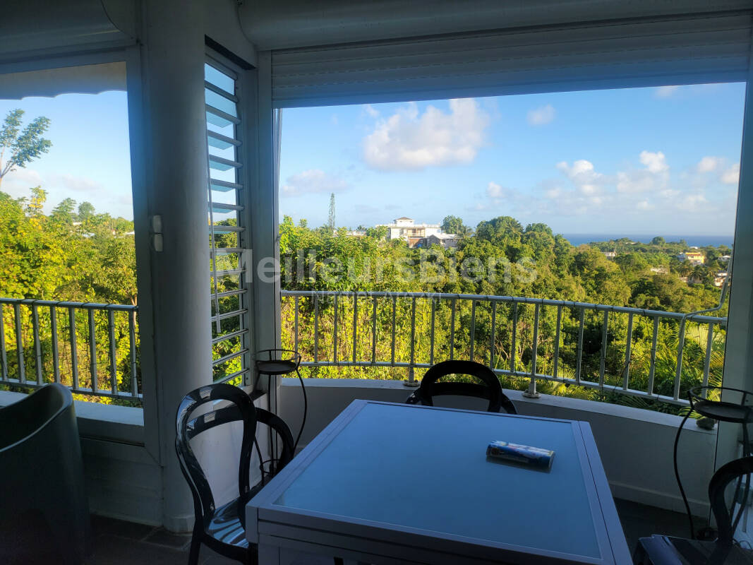 MAGNIFIQUE T4 · 95 m² · Terrasse vue dégagée sur la mer
