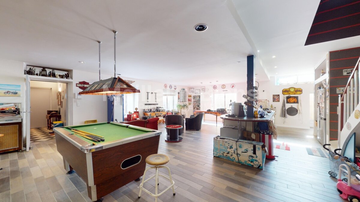 Vente MUR Local / LOFT habitable de 184.70m2