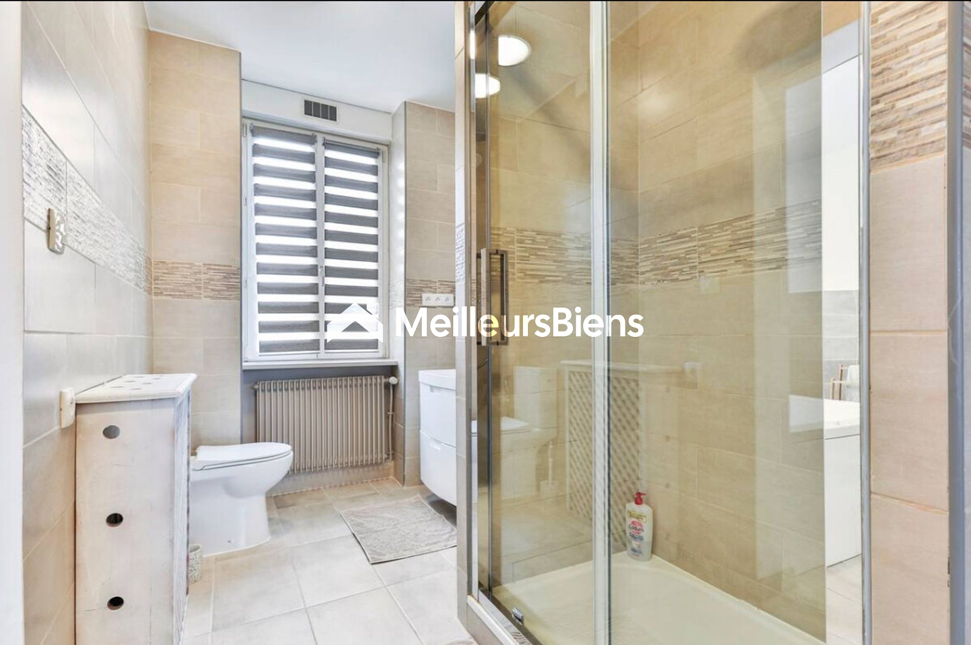 Immeuble de rapport exploité en rbnb
