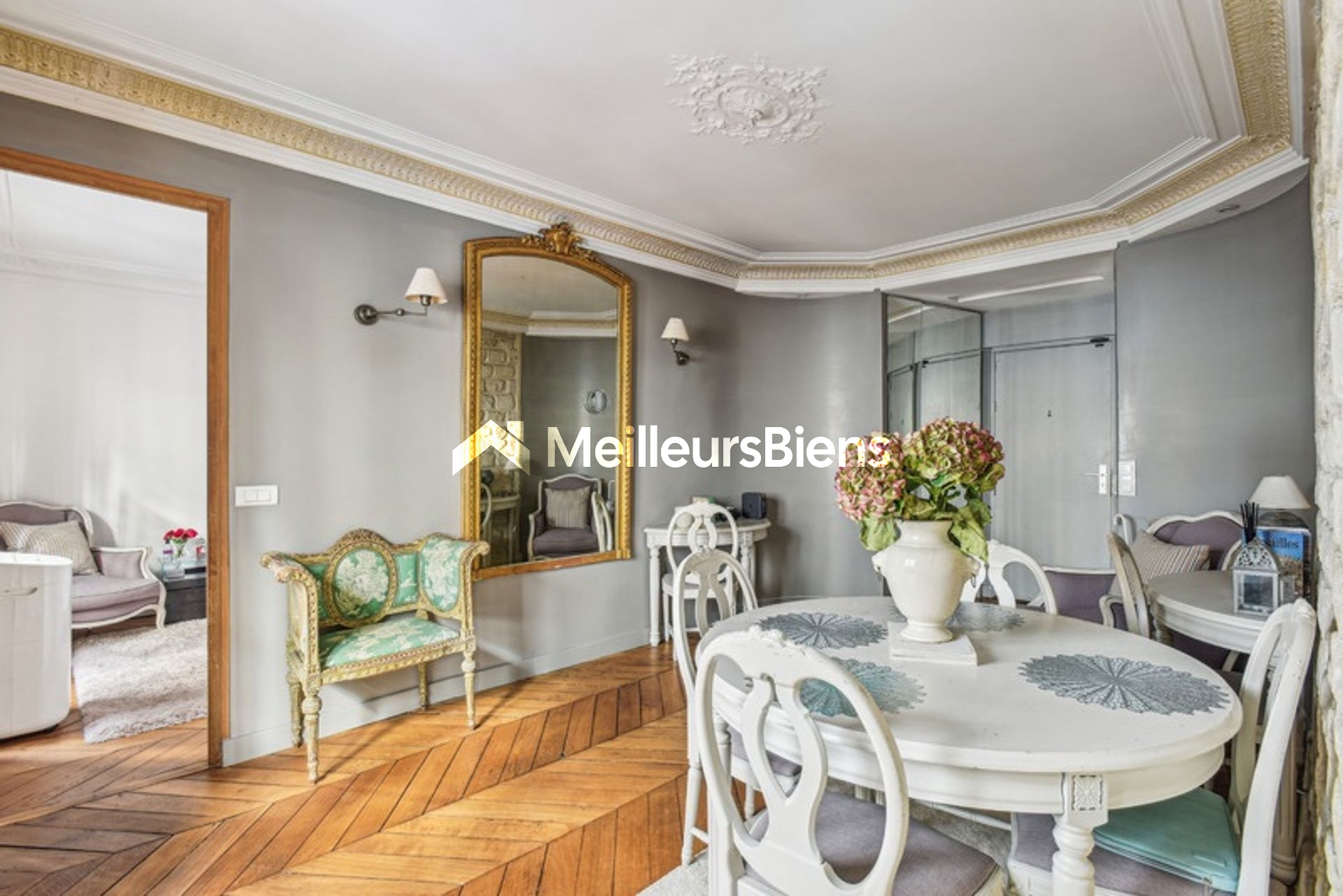 Grenelle-carrefour croix rouge : Appartement 64 M2- 2 chambres