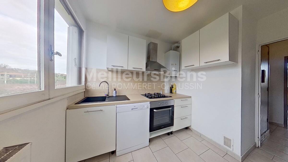 Appartement de 71 m² 4 pièces et une cave