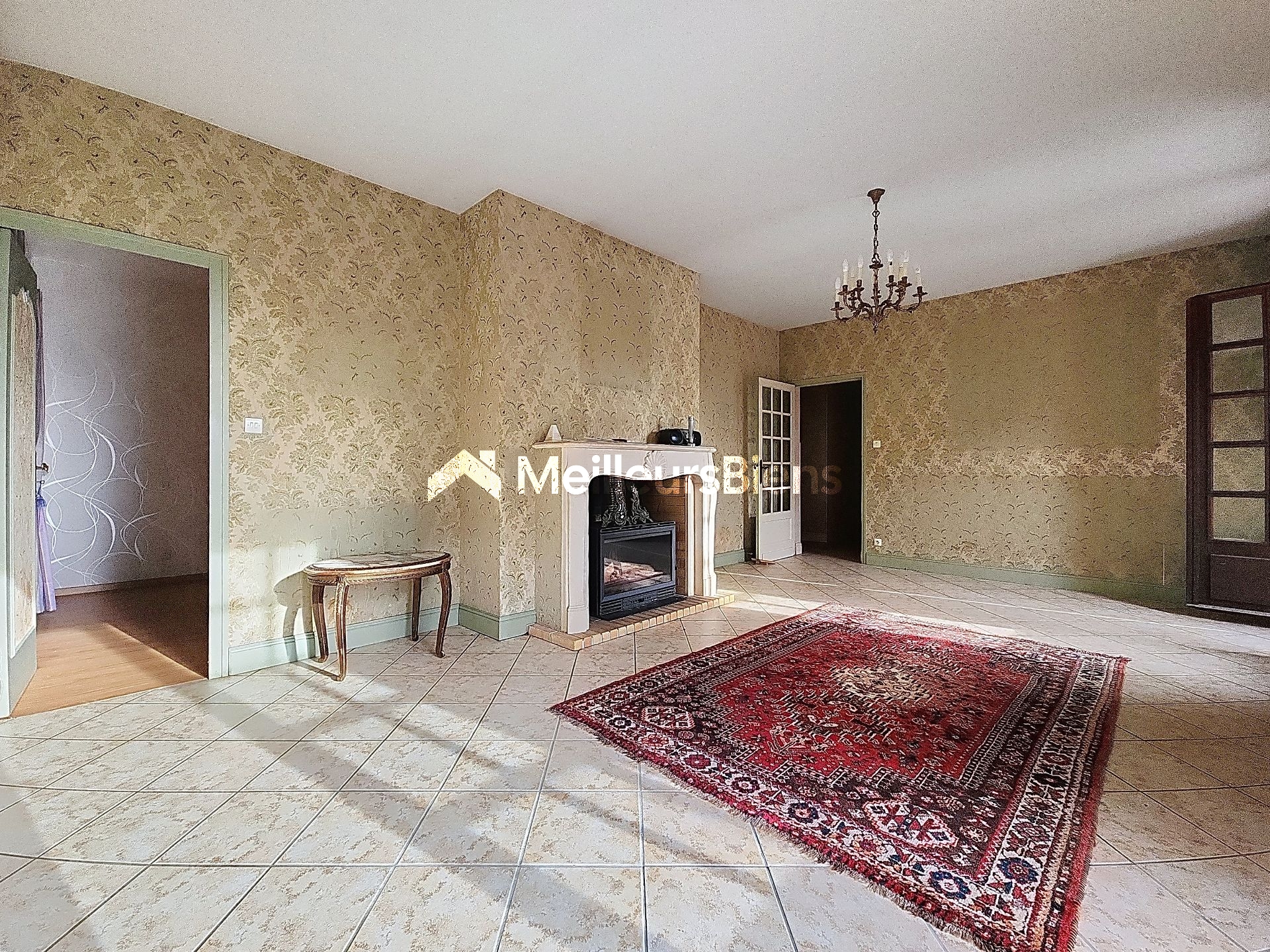 Maison individuelle plain pied avec grand terrain autour - Arbanats