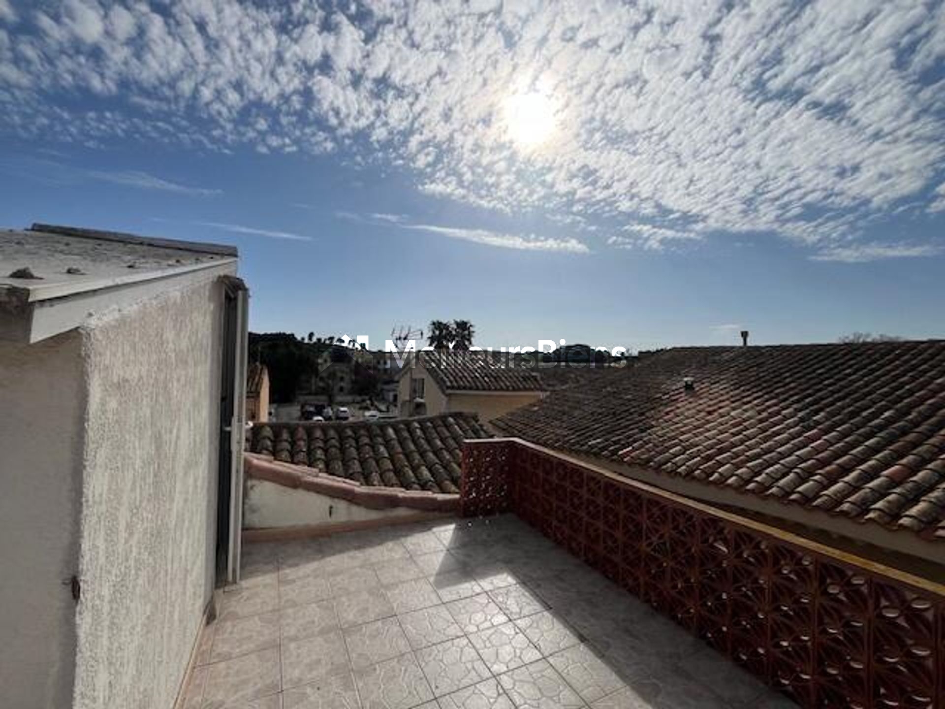 Exclusivité Maison de village avec terrasse sur Fleury d'Aude