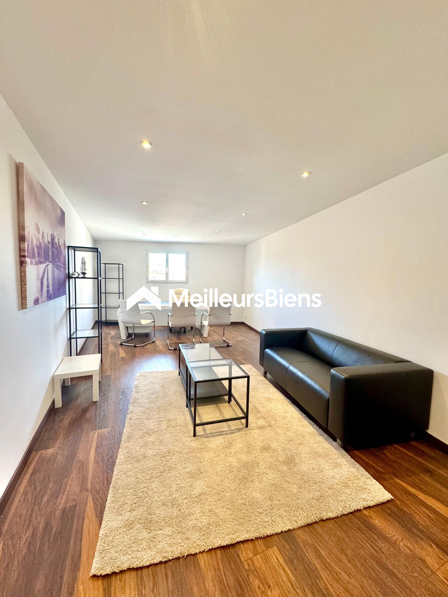 Sainte-Maxime-200m de la mer- appartement/bureaux apercu mer 109m2