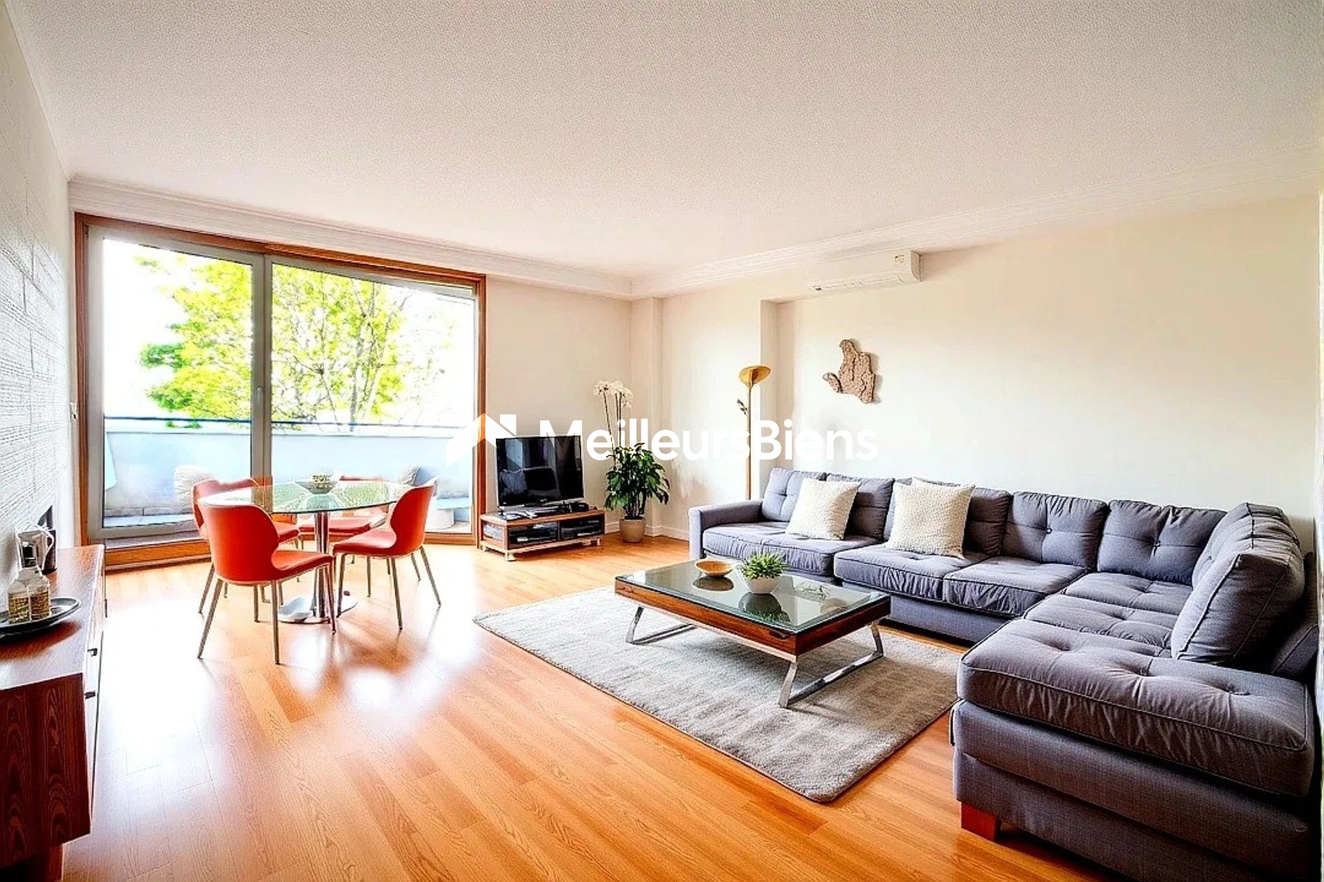 Appartement avec terrasse et garage à 2 mn de la Pépinière