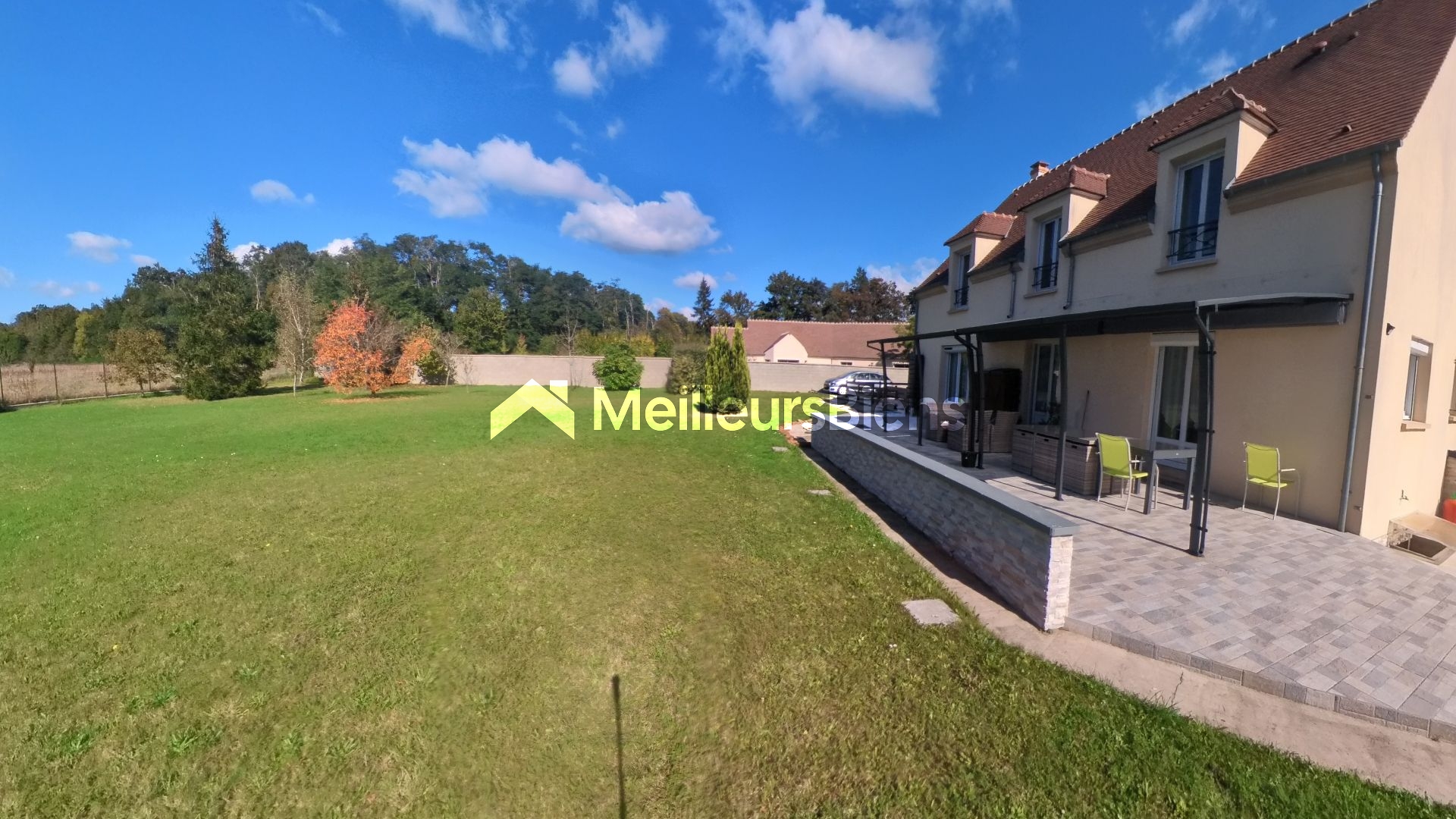 Barbizon, Superbe maison traditionnelle - 8 pièces, 5. chambres sur 2 848 m² de terrain