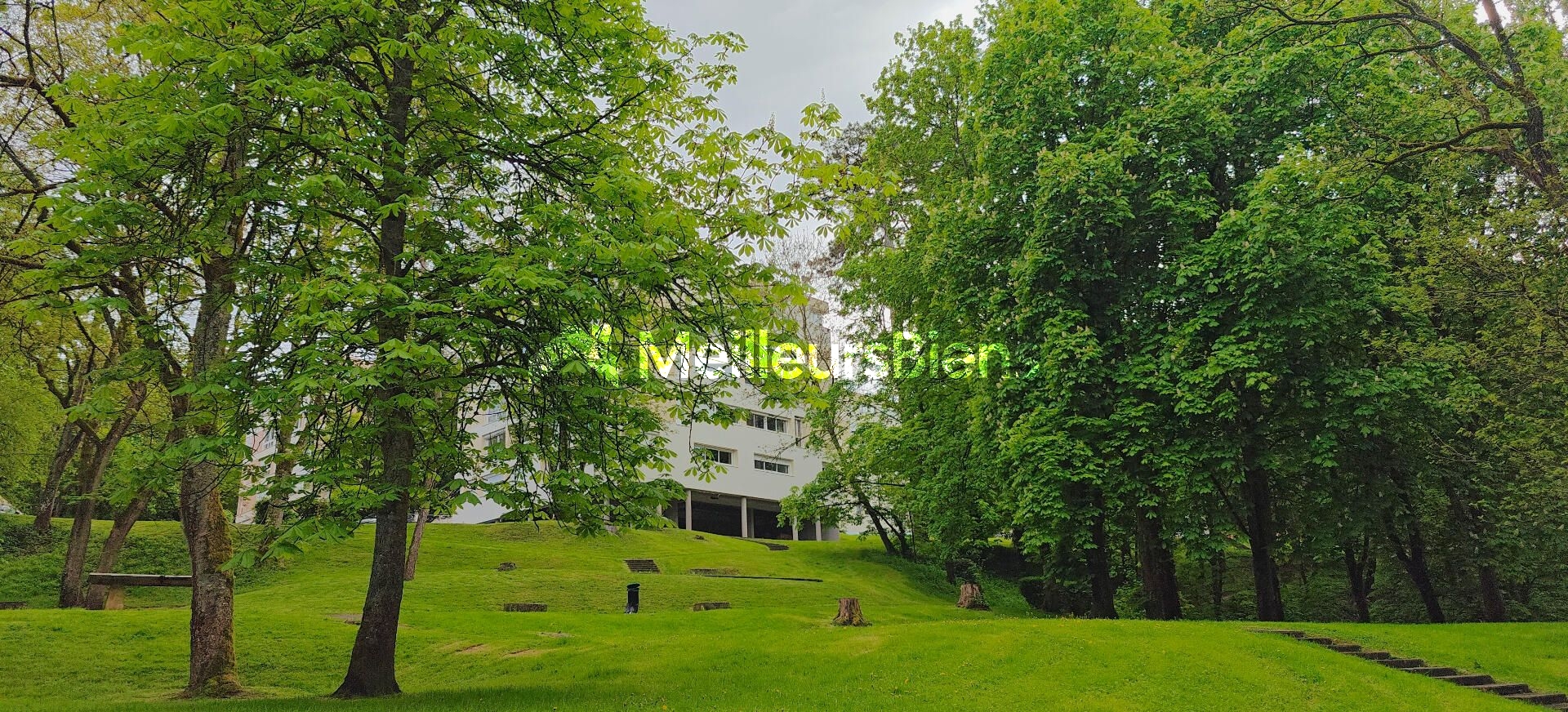 À Combs-la-Ville – Bel Appartement 3 pièces de 66 m² dans belle résidence arborée, au dernier étage (4/4) avec parking couvert et cave