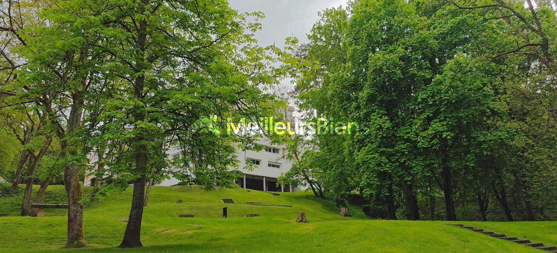À Combs-la-Ville – Bel Appartement 3 pièces de 66 m² dans belle résidence arborée, au dernier étage (4/4) avec parking couvert et cave
