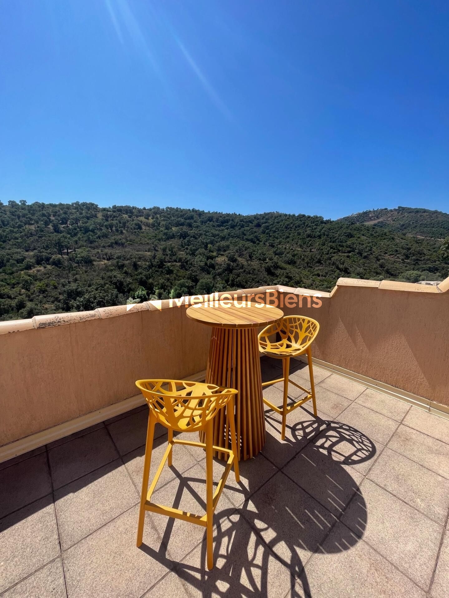 Aux Issambres, villa 400 m² à fort potentiel