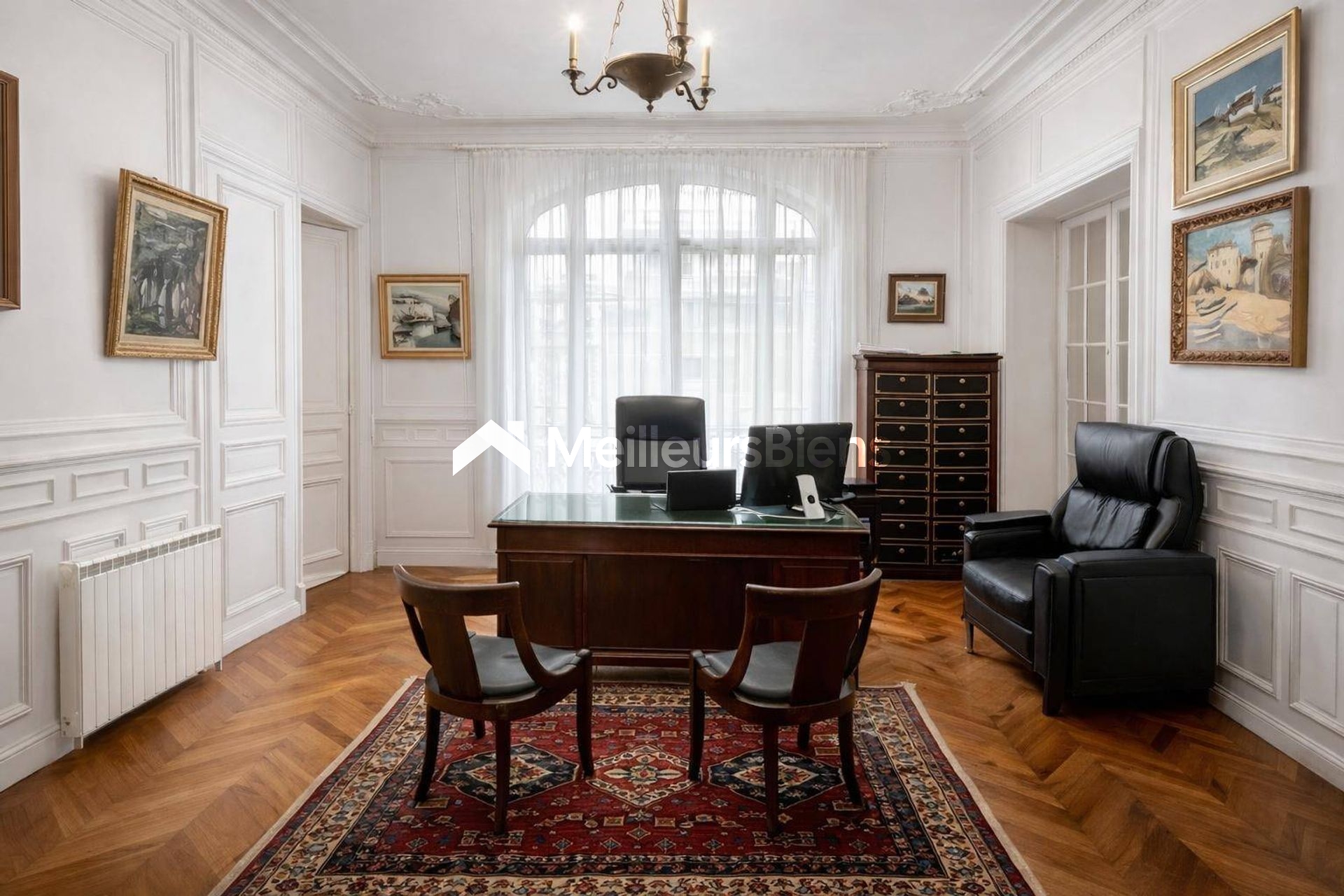 PARIS 17ᵉ – AVENUE NIEL Appartement de réception