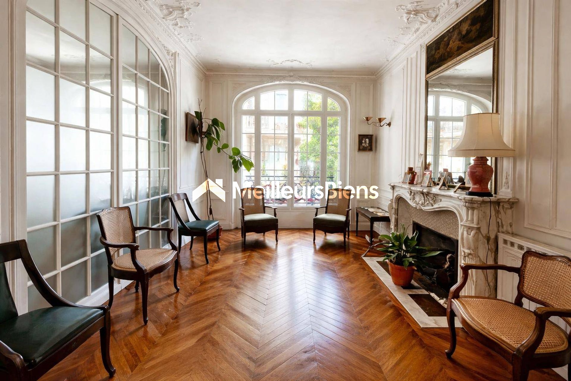 PARIS 17ᵉ – AVENUE NIEL Appartement de réception