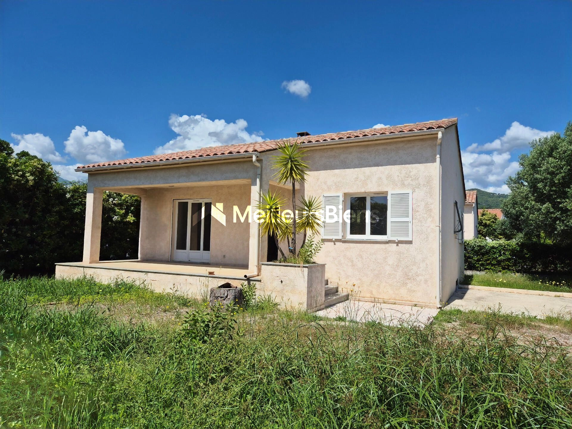 Très jolie maison à vendre de 75m2  sise sur un terrain de 650m2
