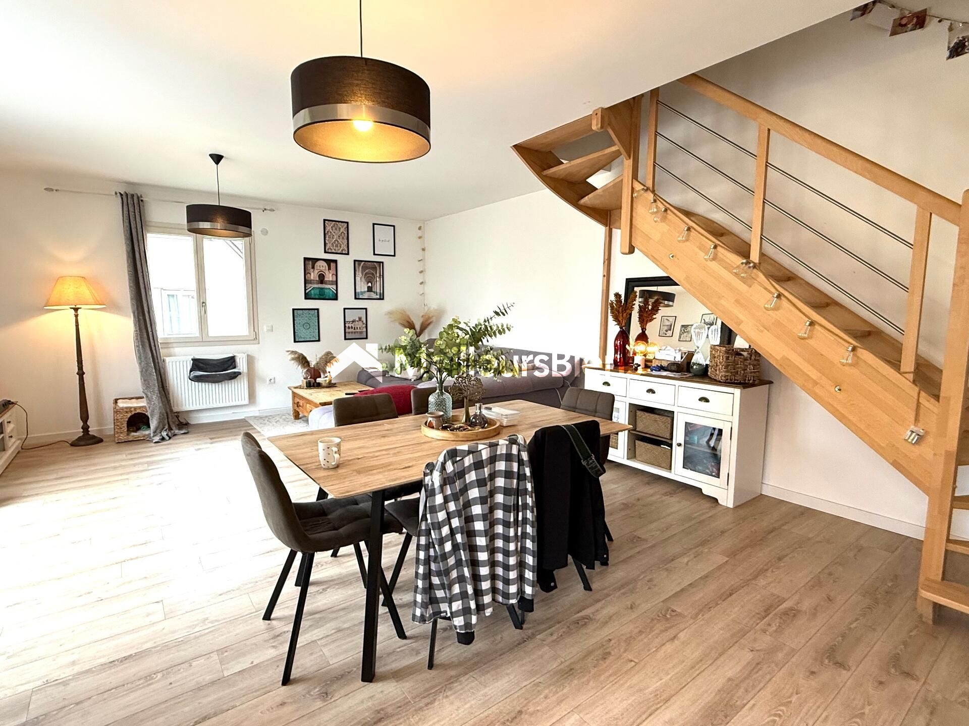 Immeuble récent de rapport