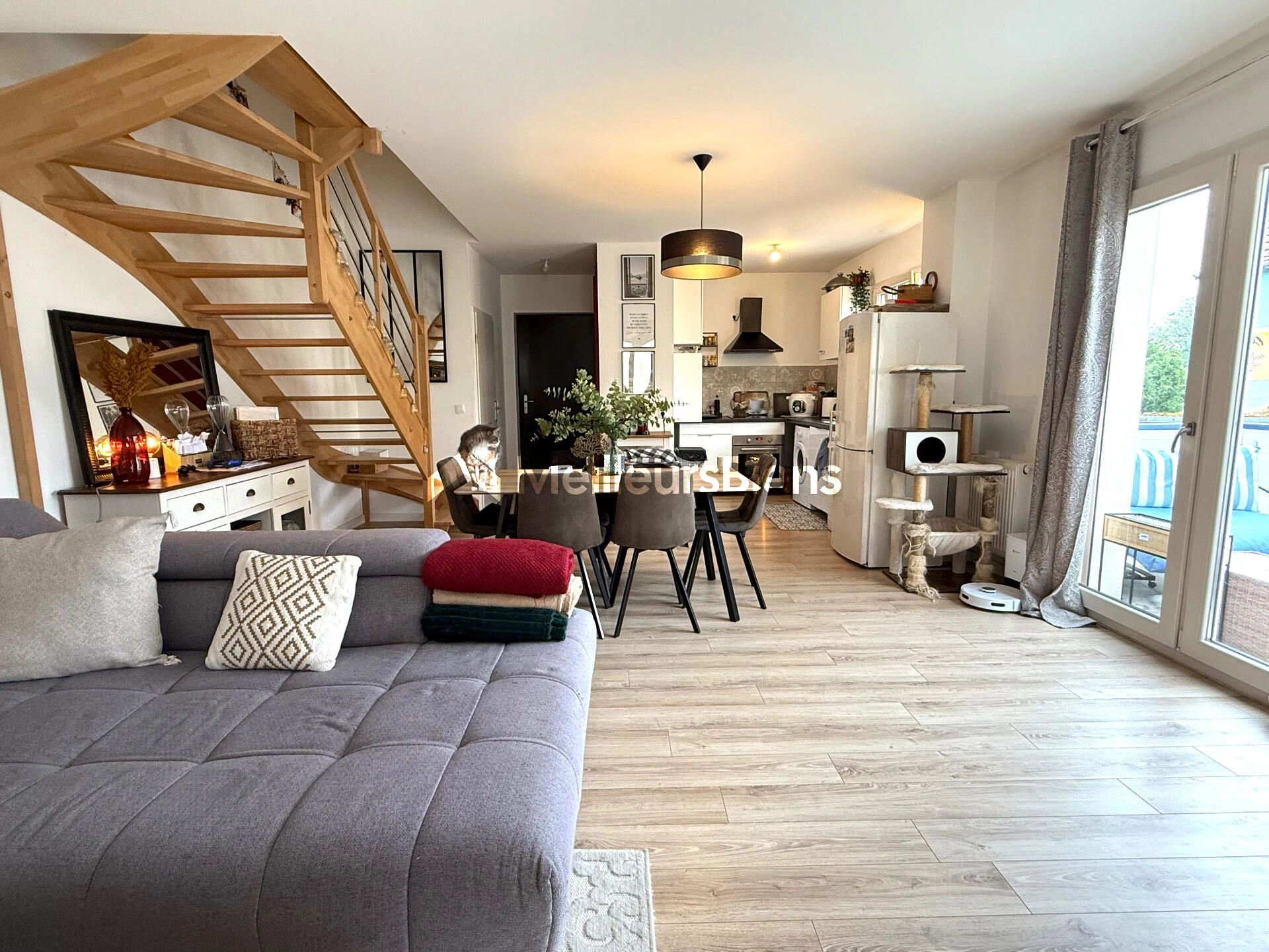 Immeuble récent de rapport