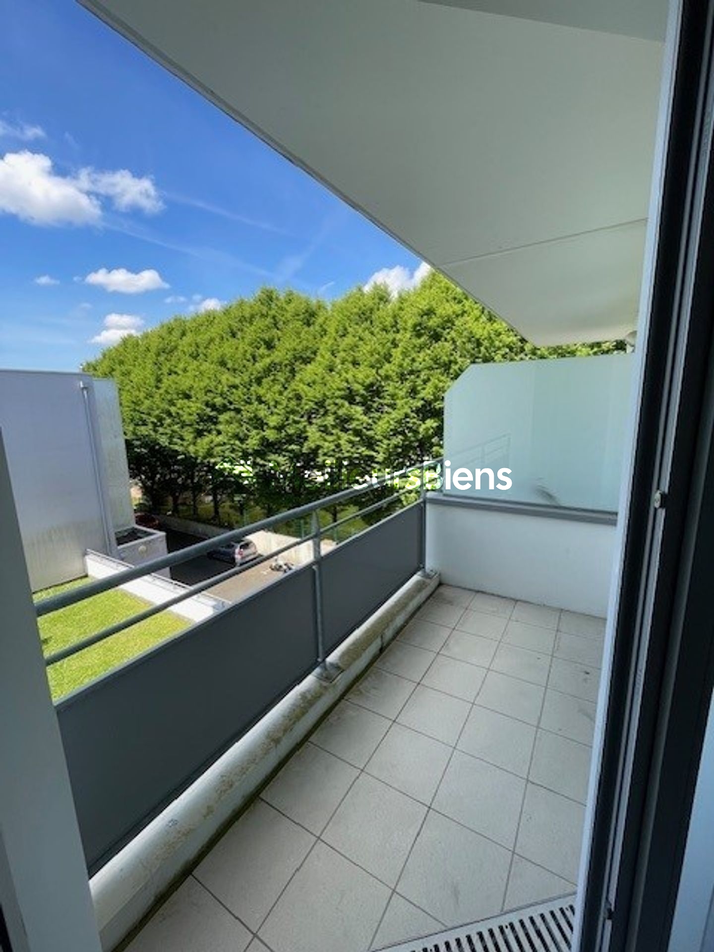 Charmant T2 avec balcon exposé Sud-Ouest + parking en sous-sol