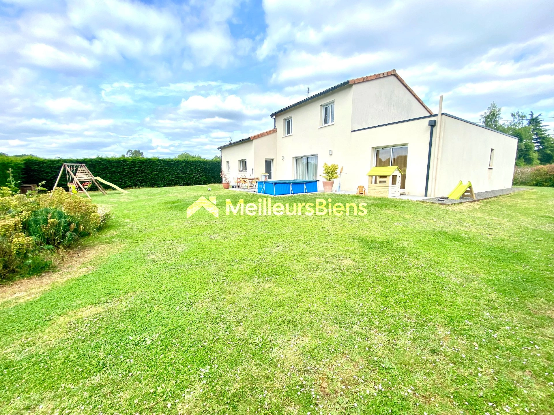 Maison contemporaine de 182²- 5 chambres-DPE B