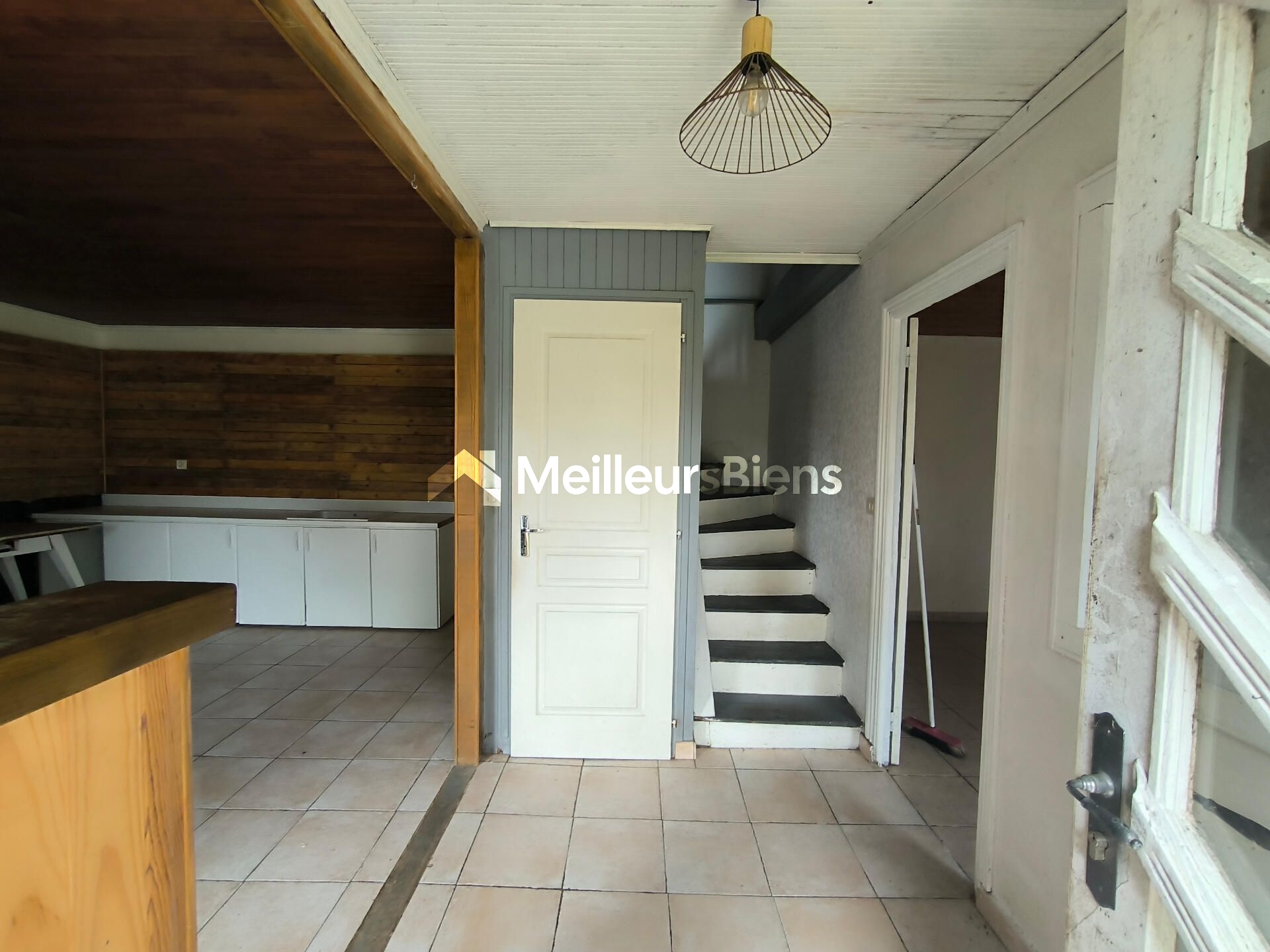 Jolie maison en pierre à rénover