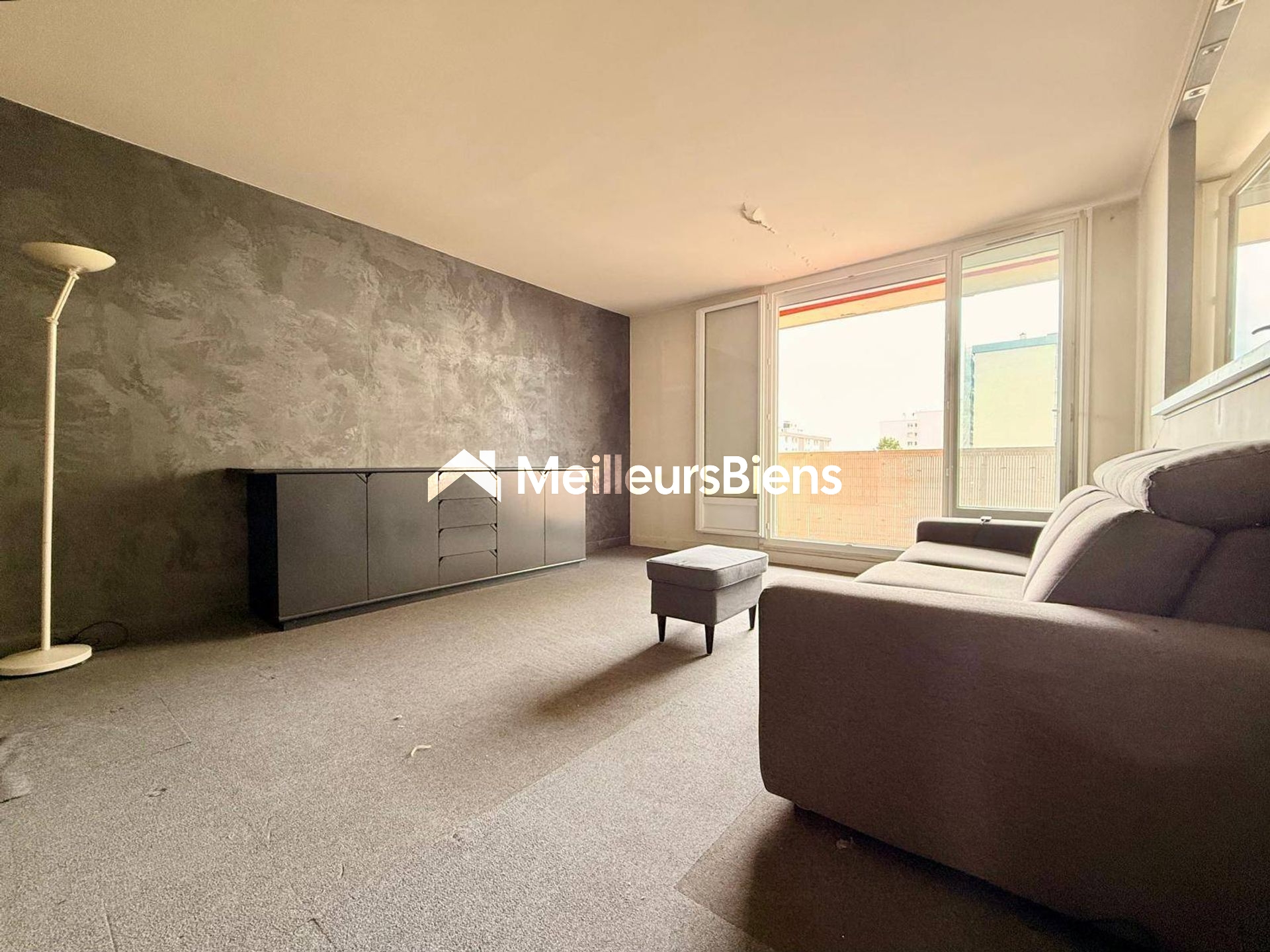 À VENDRE – Appartement 3 pièces avec balcon, parking et cellier