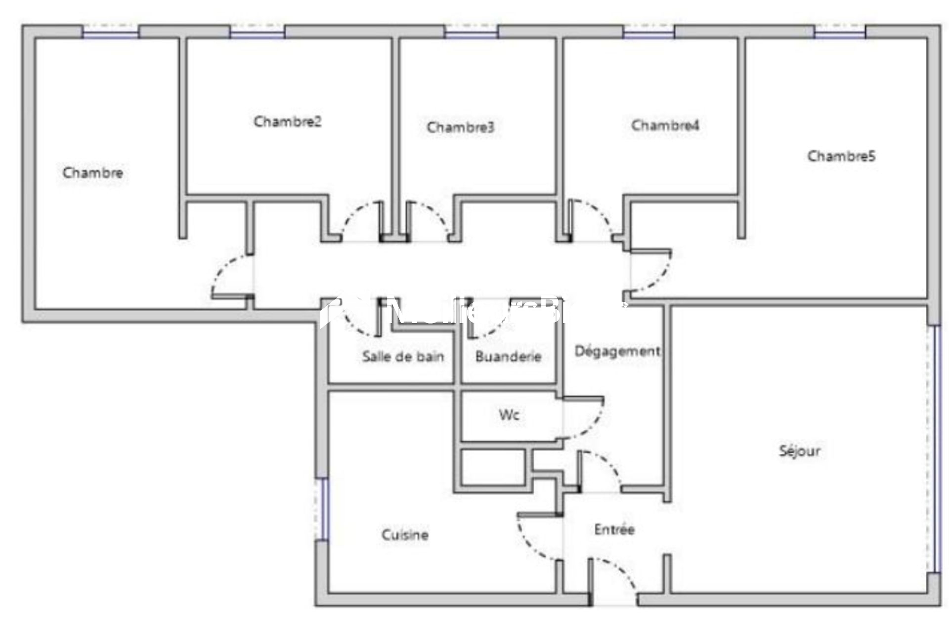 Généreux appartement familial 104 m² T6 en Rez de jardin proche gare, écoles et supermarché