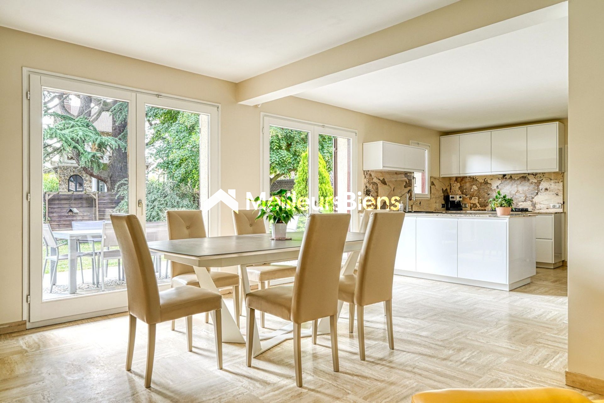 Magnifique maison 140m2 + Sous sol total