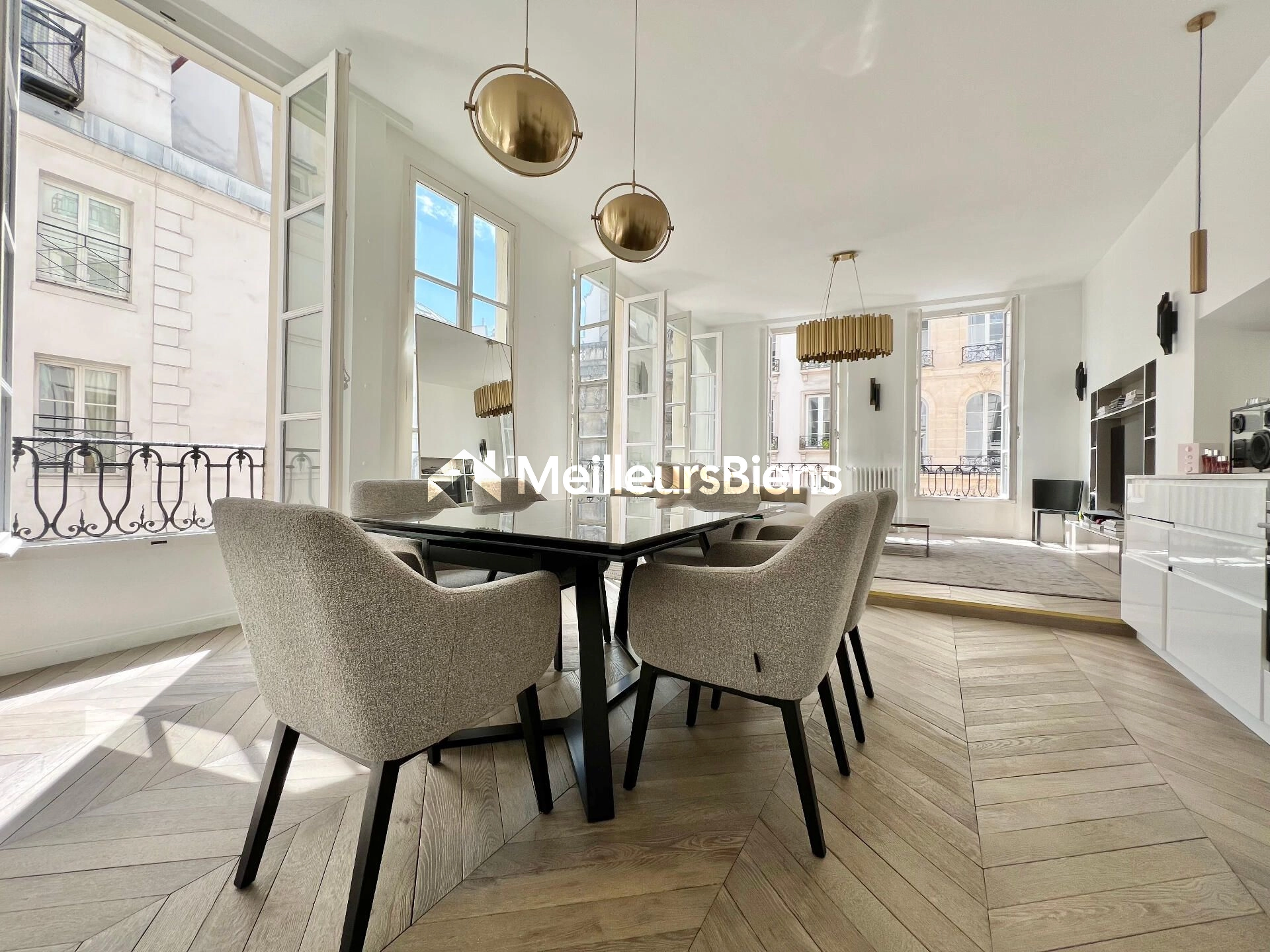 Magnifique appartement 4 pièces Rue Saint Honoré