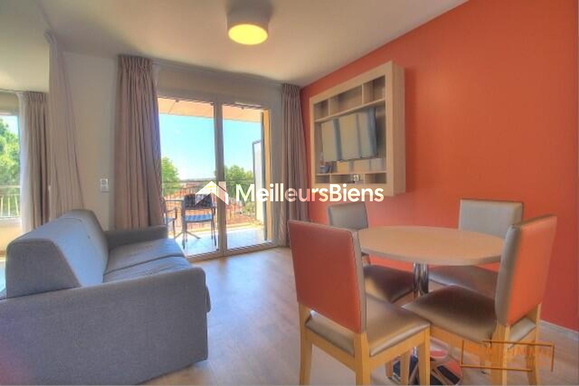 A louer -Fréjus centre- appart hôtel meublé ou non-résidence neuve de standing