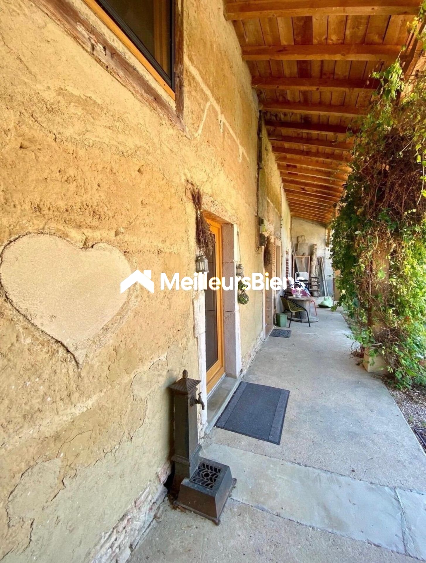 Ancienne ferme rénovée, 4 pièces principales 106 m²