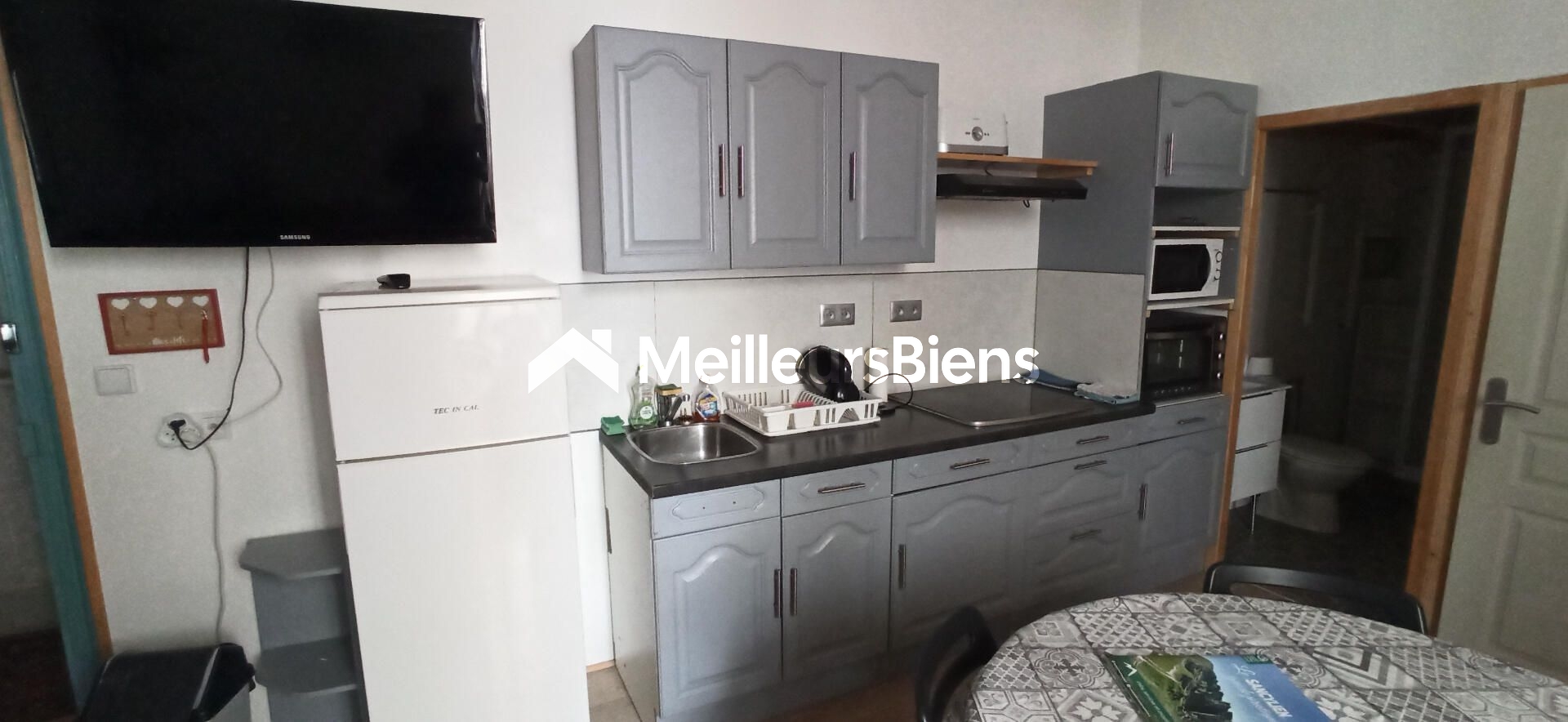 Appartement de 29m2 avec chambre indépendante et mezzanine dans bel immeuble 1900