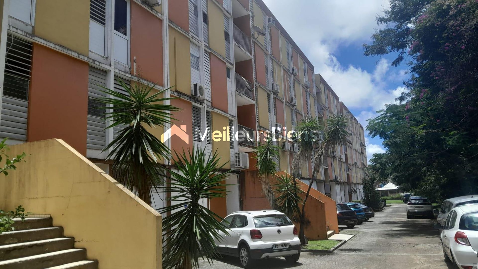 Appartement T4 avec box garage proche toutes commodités