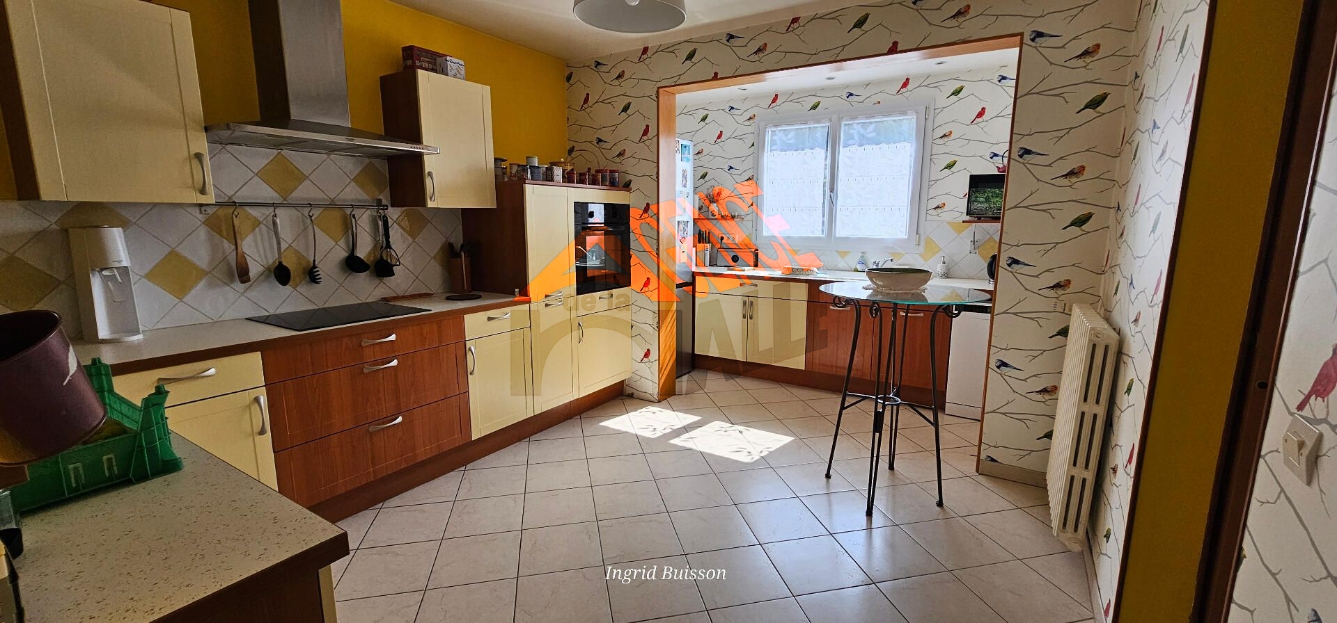 Maison familiale sur sous sol total proche centre ville