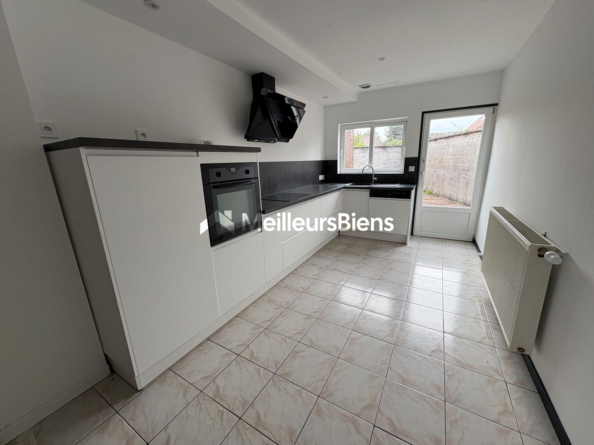 Maison 3 chambres avec cour