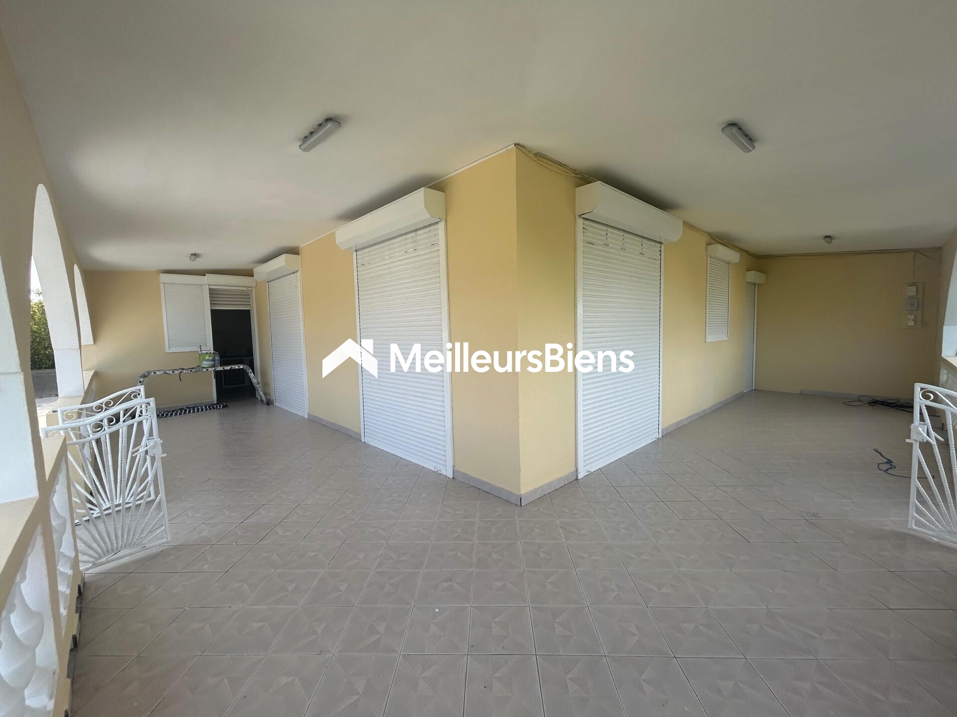 Maison 4 chambres + bureau